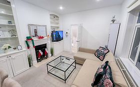 Lovely 3 Bedroom Maisonette With Private Roof Terrace In Hammersmith