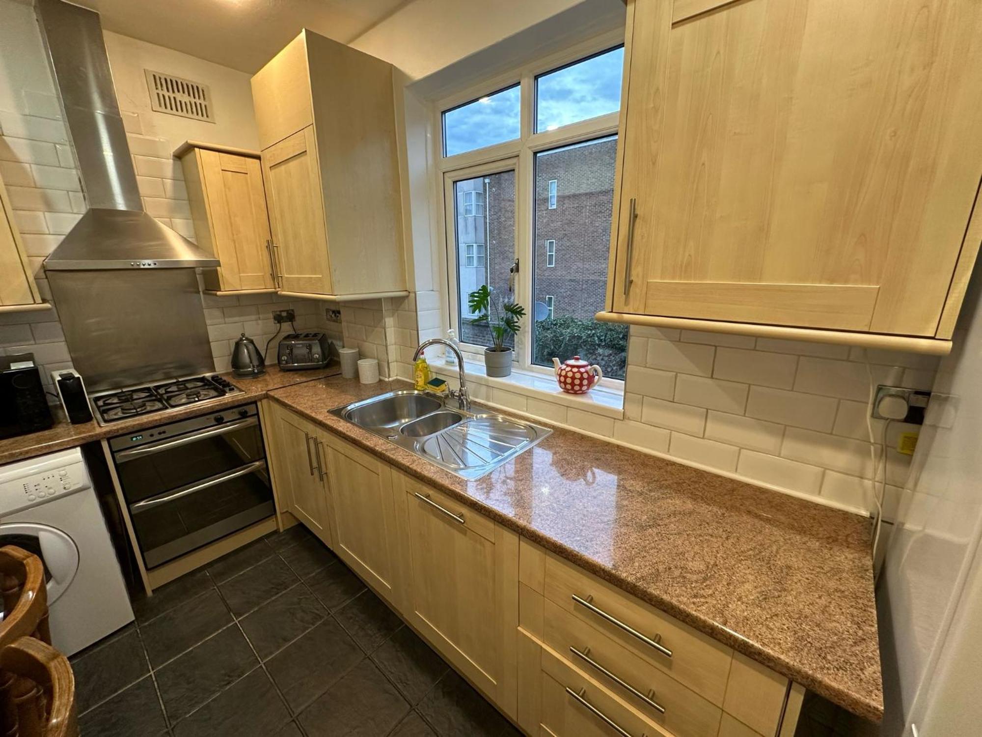 Lovely 3 Bedroom Maisonette With Private Roof Terrace In Hammersmith Londra Esterno foto