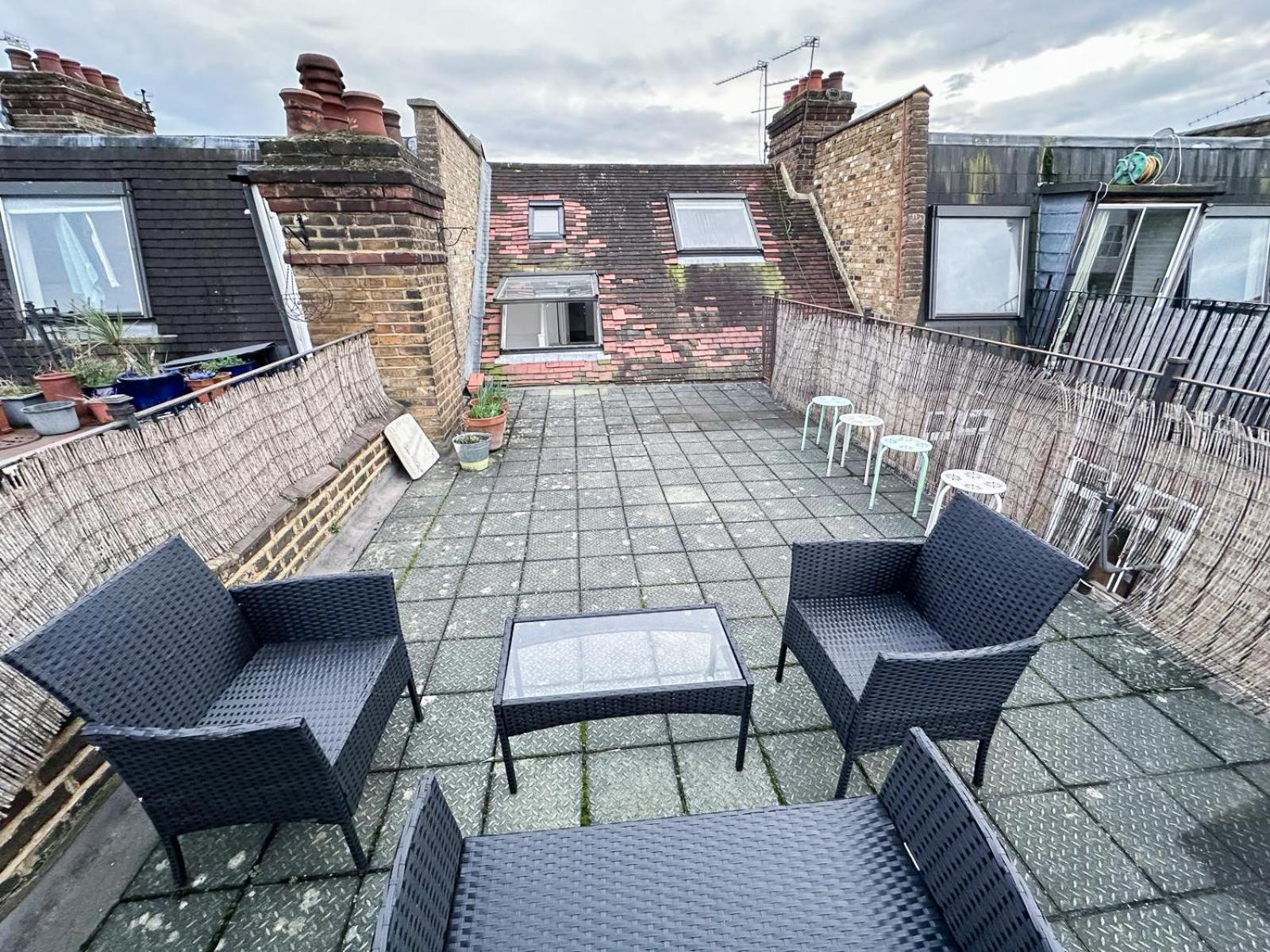 Lovely 3 Bedroom Maisonette With Private Roof Terrace In Hammersmith Londra Esterno foto