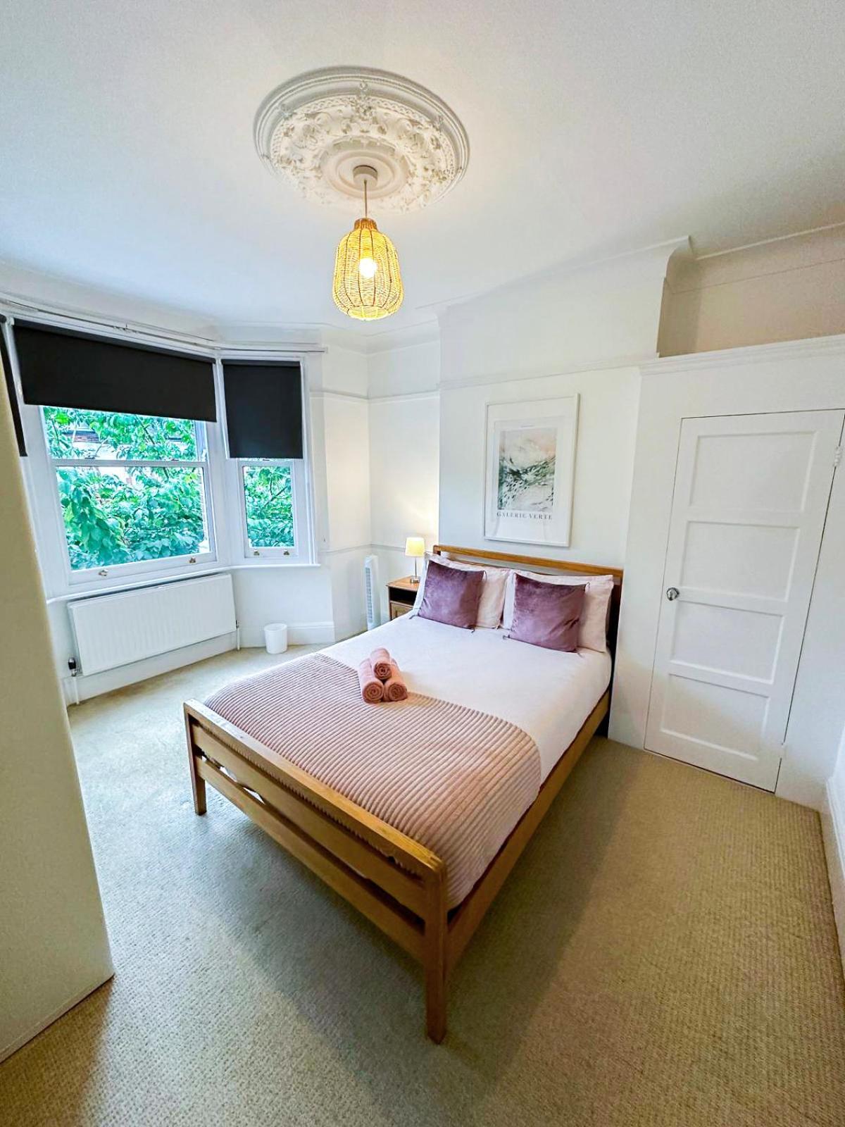 Lovely 3 Bedroom Maisonette With Private Roof Terrace In Hammersmith Londra Esterno foto