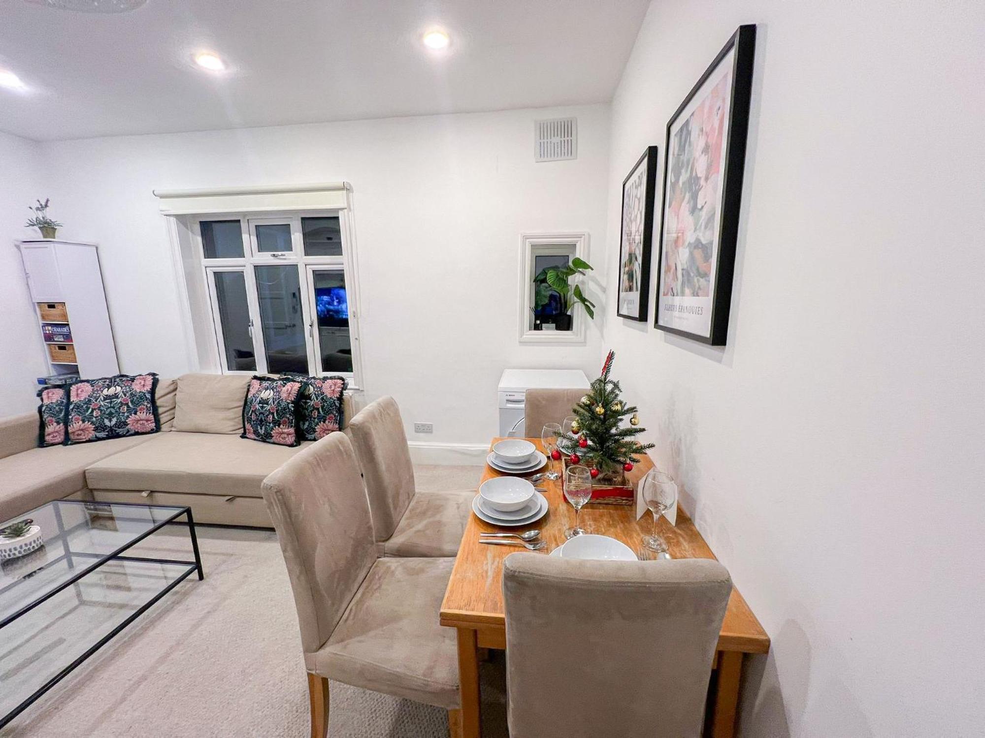 Lovely 3 Bedroom Maisonette With Private Roof Terrace In Hammersmith Londra Esterno foto